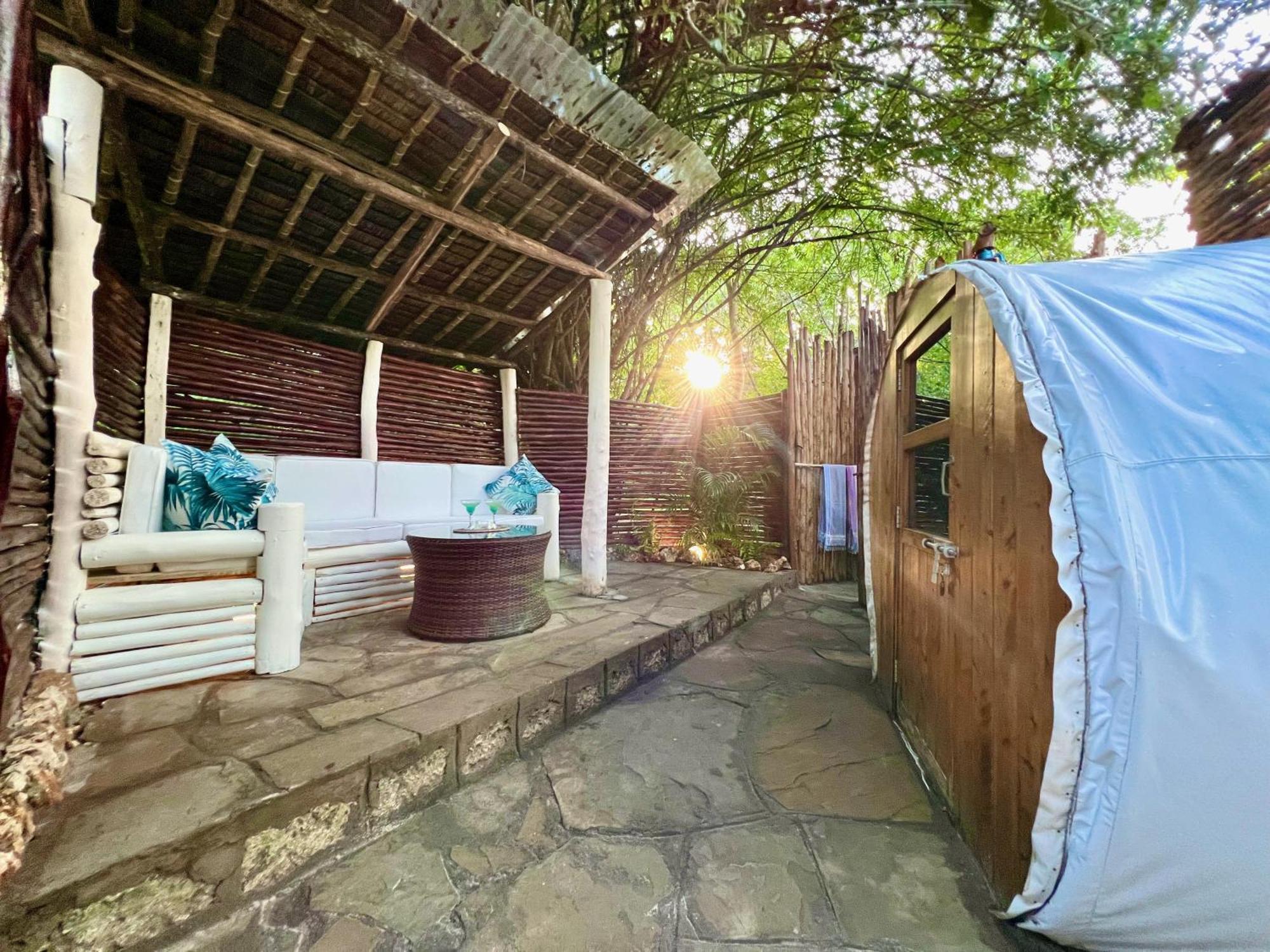 Rock And Sea Resort Watamu Eksteriør bilde